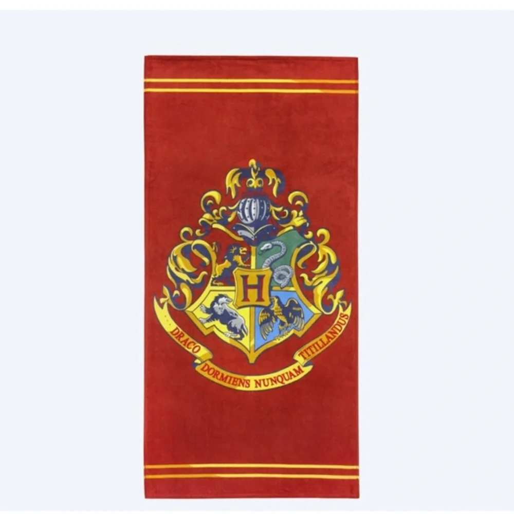 HARRY POTTER Hogwarts Crest large Beach Towel